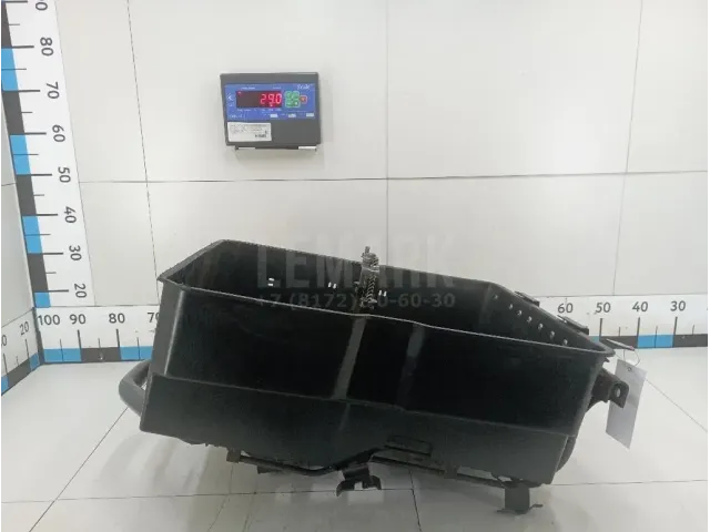 Крепление АКБ (корпус/подставка)