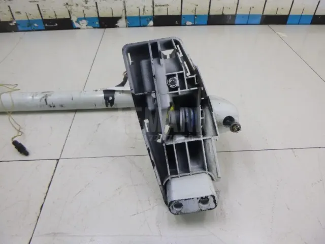 Кронштейн зеркала правый для  Geely Tugella (FY11) 2020