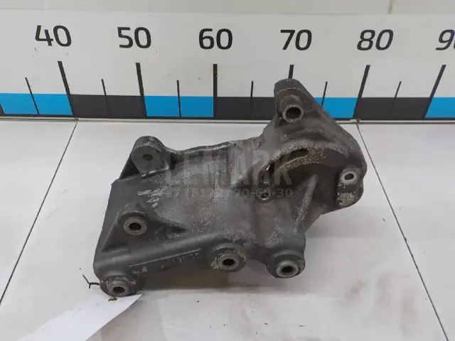 Кронштейн генератора для  BMW 5-serie E60/E61 2003-2009