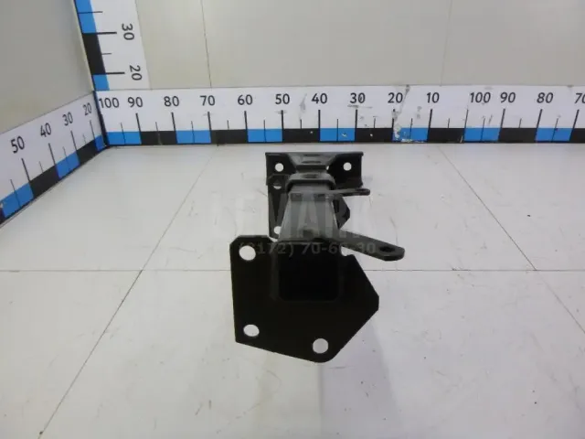 Кронштейн глушителя для  CASE SV300 2012