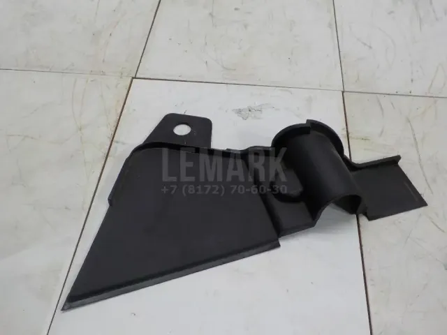 Накладка (кузов внутри) для  BMW X3 E83 2004-2010