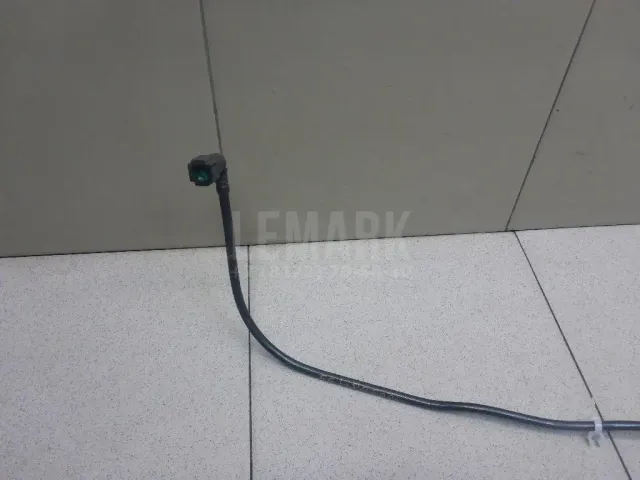 Трубка топливная