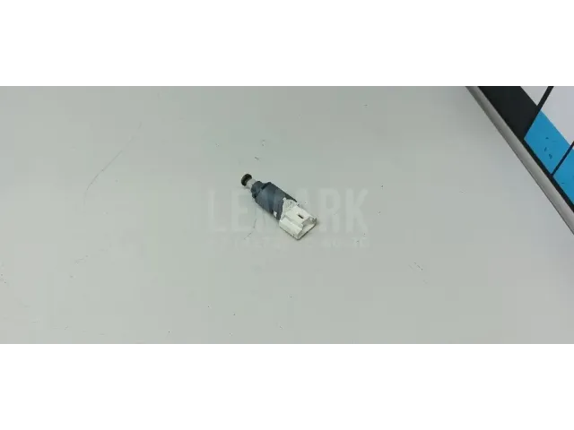 Датчик включения стопсигнала