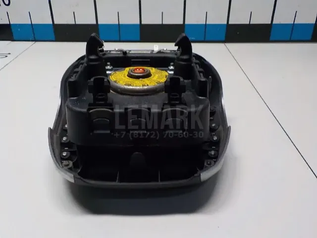 Подушка безопасности в рулевое колесо для  Fiat 500L 2012