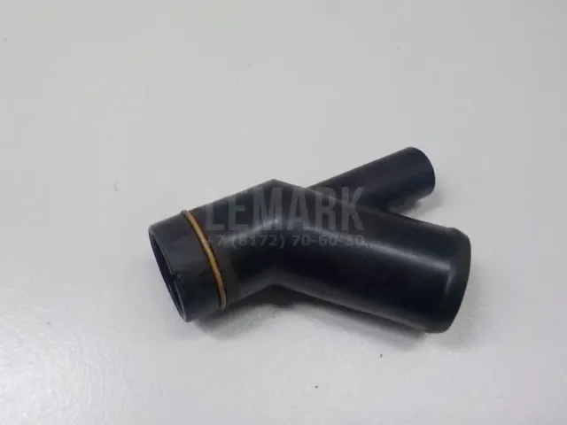 Фланец двигателя системы охлаждения