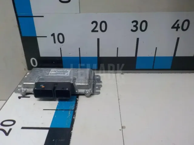 Блок управления двигателем