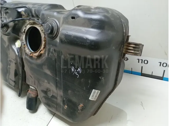 Бак топливный
