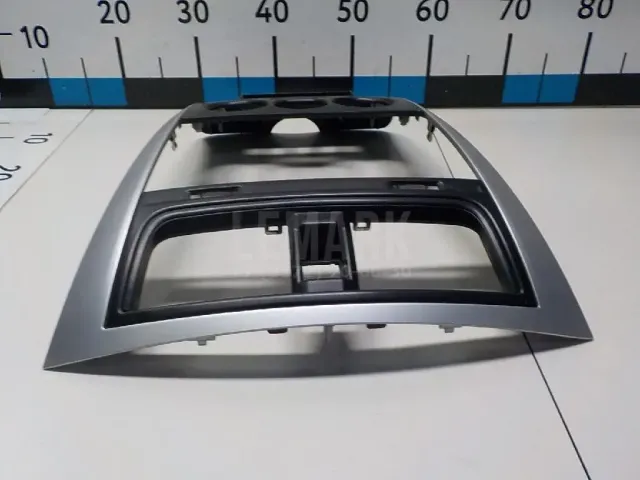 Консоль для  BMW X6 G06 2019