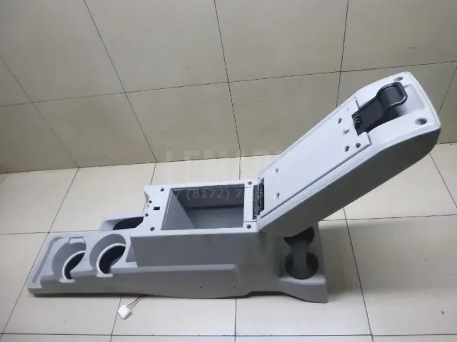 Подлокотник для  Audi Allroad quattro 2006-2012