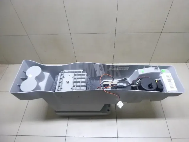 Подлокотник для  Audi Allroad quattro 2006-2012
