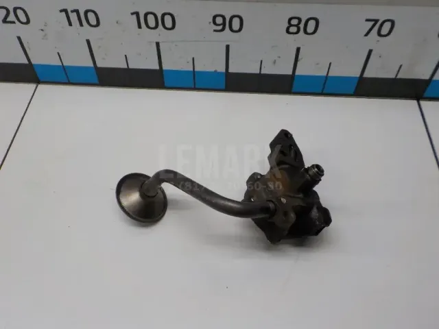 Крышка двигателя передняя