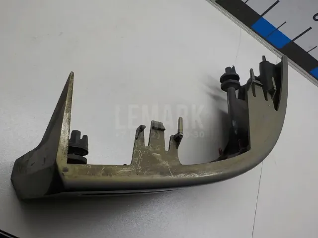 Планка под фонарь правая для  BMW 1-serie F20/F21 2011-2019