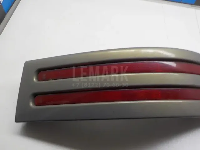 Планка под фонарь правая для  BMW 1-serie F20/F21 2011-2019