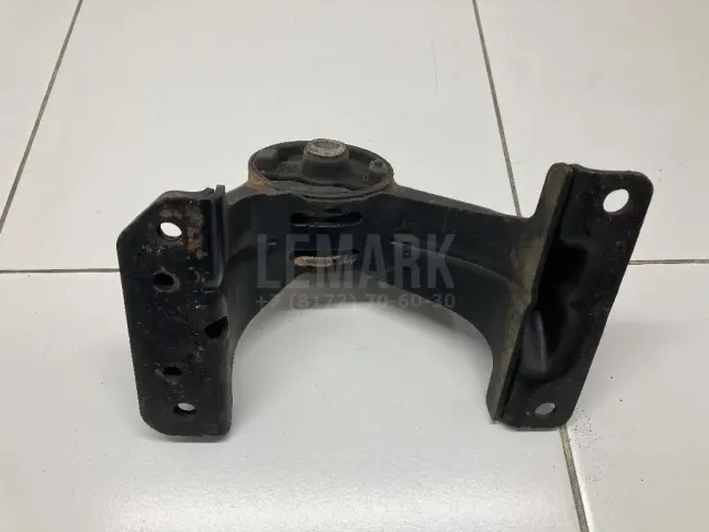 Опора двигателя задняя для  Ford KA 2016