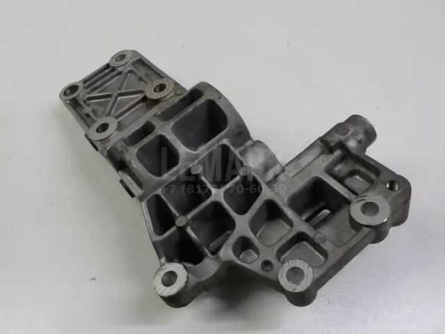 Кронштейн генератора для  Ford C-MAX 2003-2010