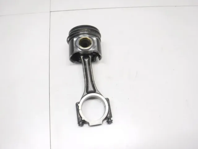 Поршень с шатуном для  Ford Focus II 2008-2011
