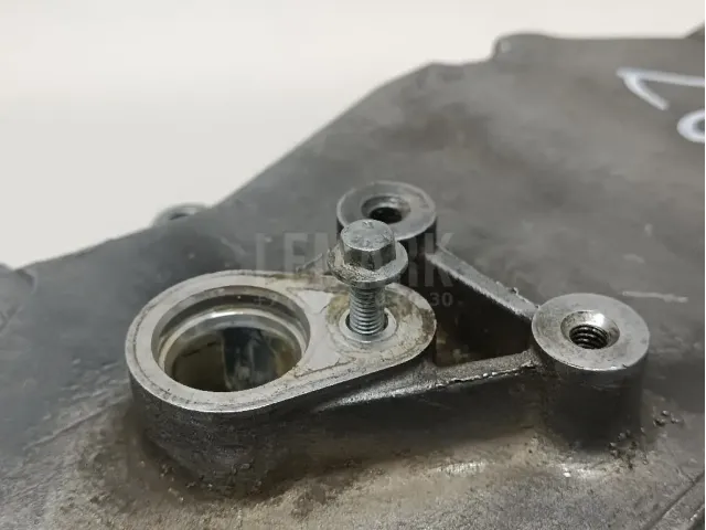 Крышка распредвала для  Ford Kuga 2008-2012