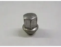 Гайка колеса