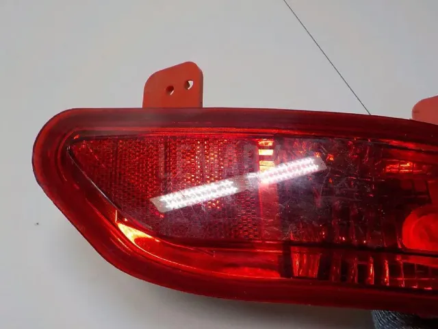 Фонарь задний в бампер правый для  Citroen C4 II 2011-2022