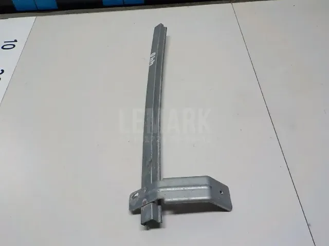 Направляющая стекла двери для  BMW 1-serie F20/F21 2011-2019