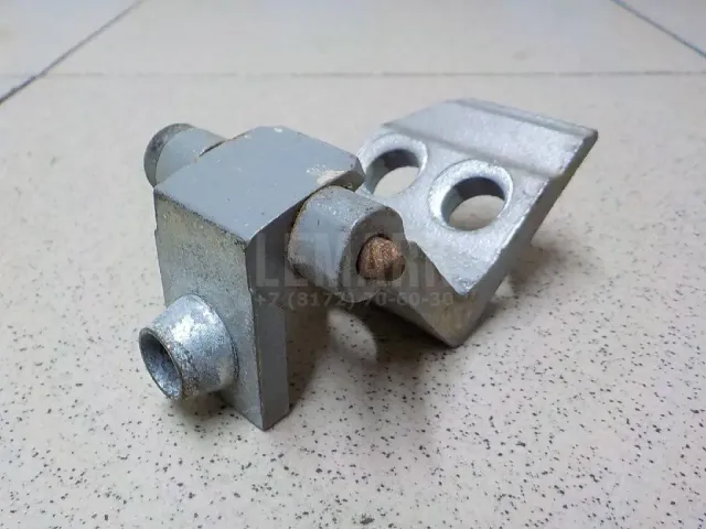 Петля двери для  Fiat Doblo 2001-2005
