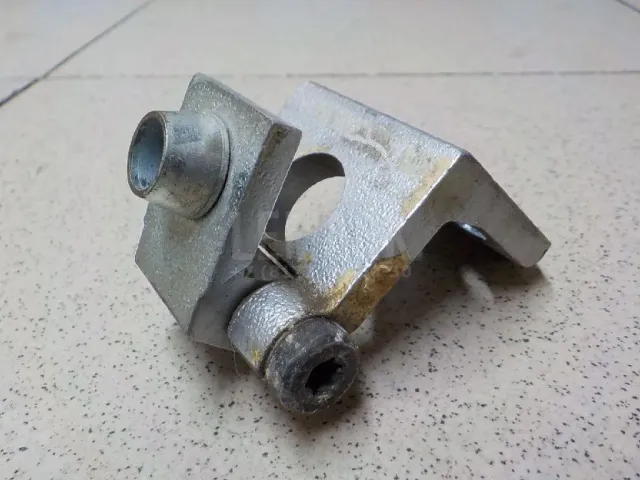 Петля двери для  Audi A3 [8P1] 2003-2013