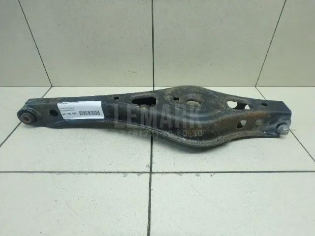 Рычаг задний поперечный