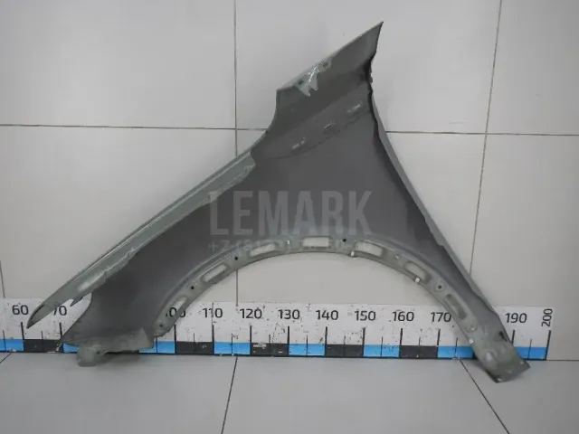 Крыло переднее правое для  Ford Fiesta 2001-2008
