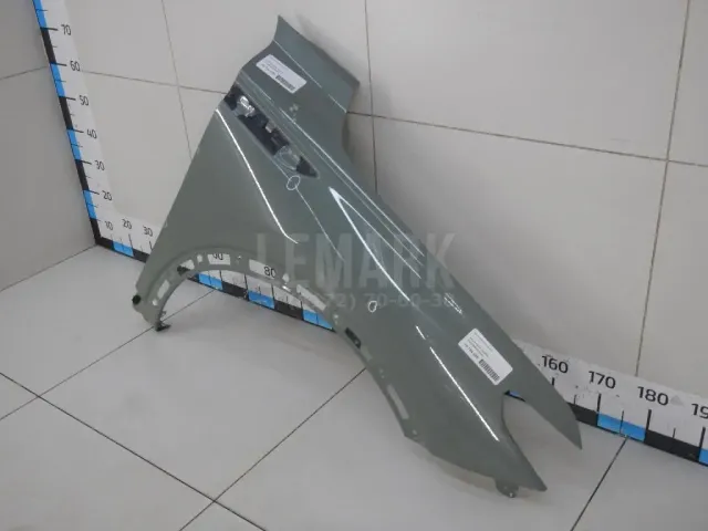 Крыло переднее правое для  Ford Fiesta 2001-2008