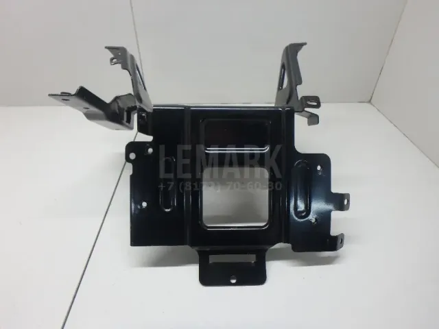 Кронштейн (сопут. товар) для  Ford Maverick 2001-2007