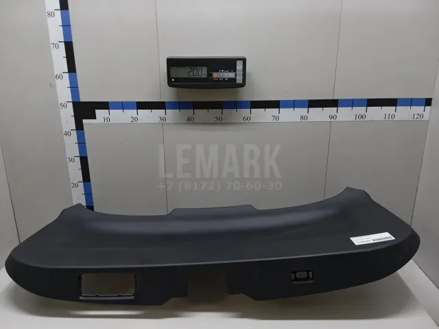 Обшивка двери багажника