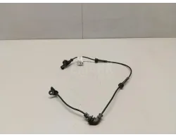 Датчик ABS передний
