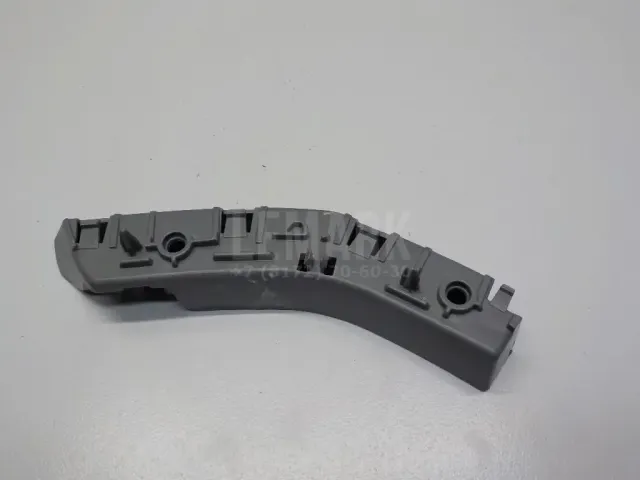 Кронштейн переднего бампера правый для  Citroen C5 2004-2008