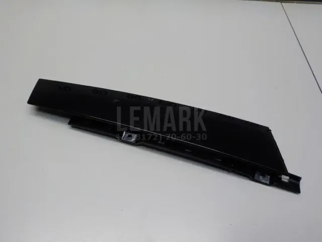 Накладка двери передней левой для  Honda Accord IV 1990-1993
