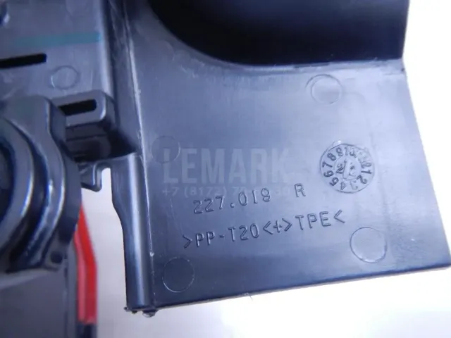 Фонарь задний наружный правый для  Chevrolet Evanda 2004-2006