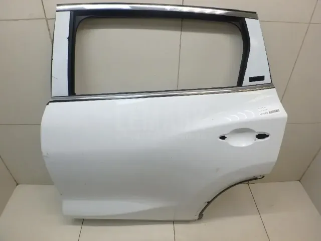 Дверь задняя левая