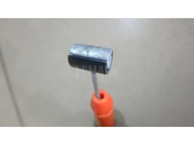 Замок двери задней левой