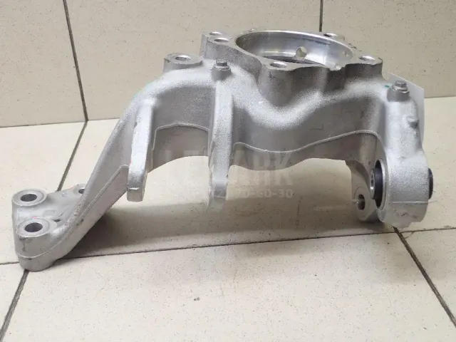Кулак поворотный задний левый для  Ford Puma 1997-2002