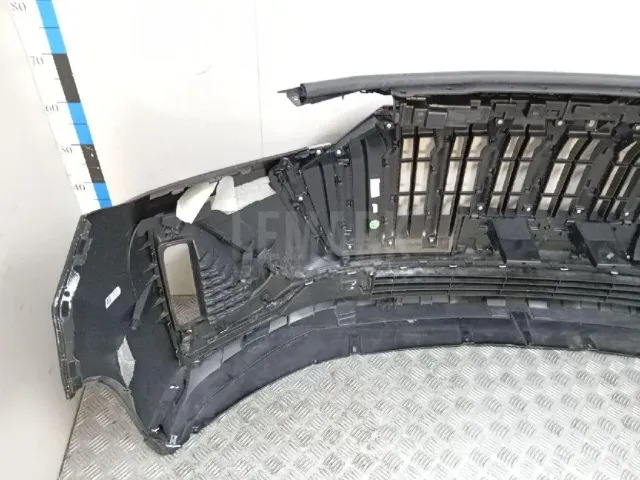 Бампер передний для  Cupra