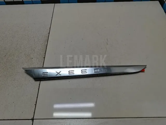 Молдинг переднего правого крыла для  Cadillac ATS 2012-2019