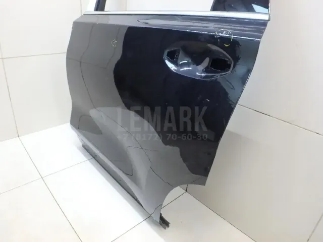 Дверь задняя левая