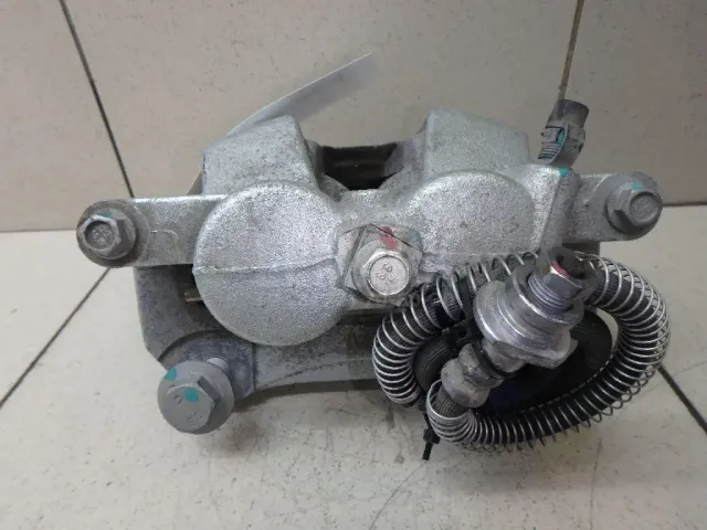 Суппорт тормозной передний правый для  Citroen Saxo 1996-1999