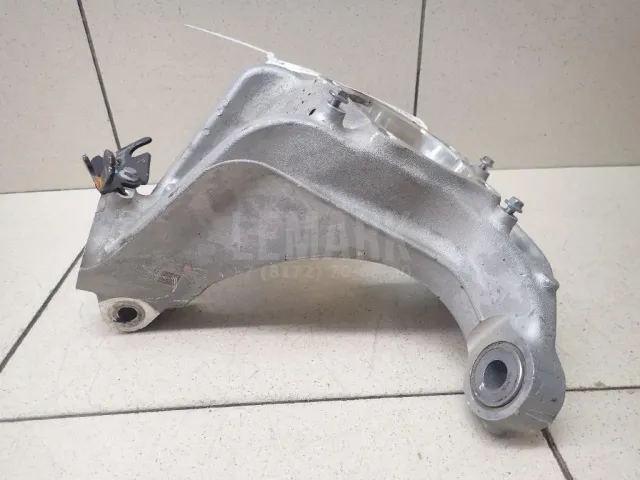 Кулак поворотный передний правый для  Ford Transit 1994-2000