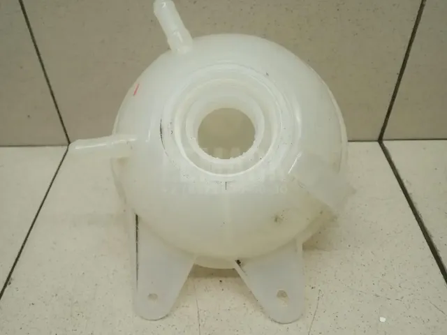 Бачок расширительный