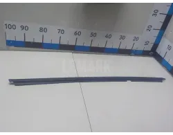 Накладка стекла заднего правого