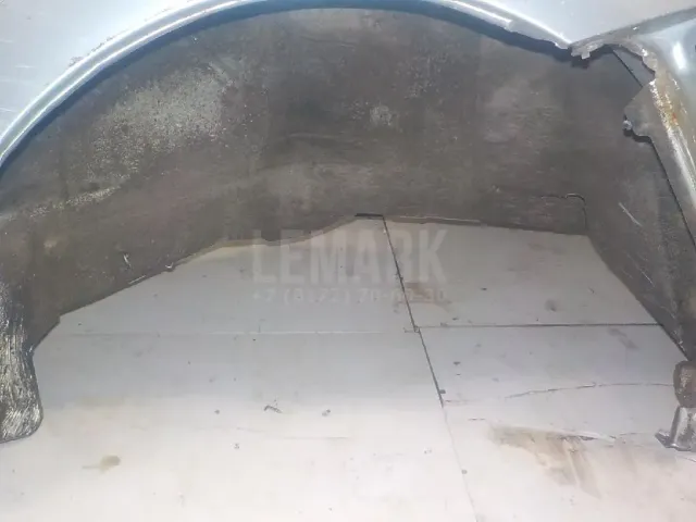 Порог со стойкой левый