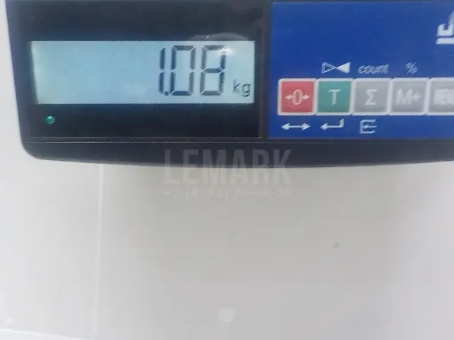 Петля крышки багажника