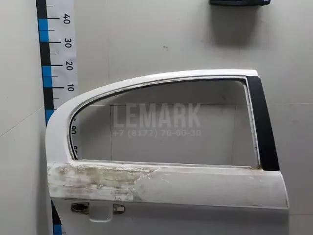 Дверь задняя правая