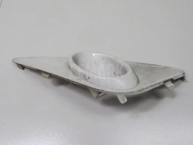 Рамка противотуманной фары левой для  Chrysler Grand Voyager/Grand Caravan (RT) 2007-2020