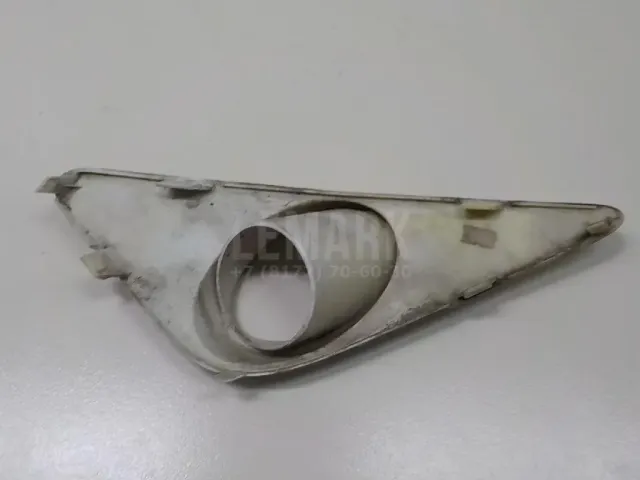 Рамка противотуманной фары левой для  Chrysler Grand Voyager/Grand Caravan (RT) 2007-2020